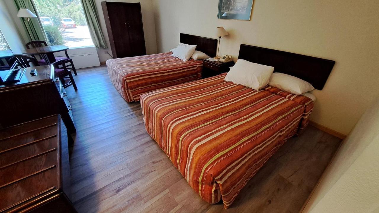 Hotel Diego De Almagro Los Angeles Exterior photo